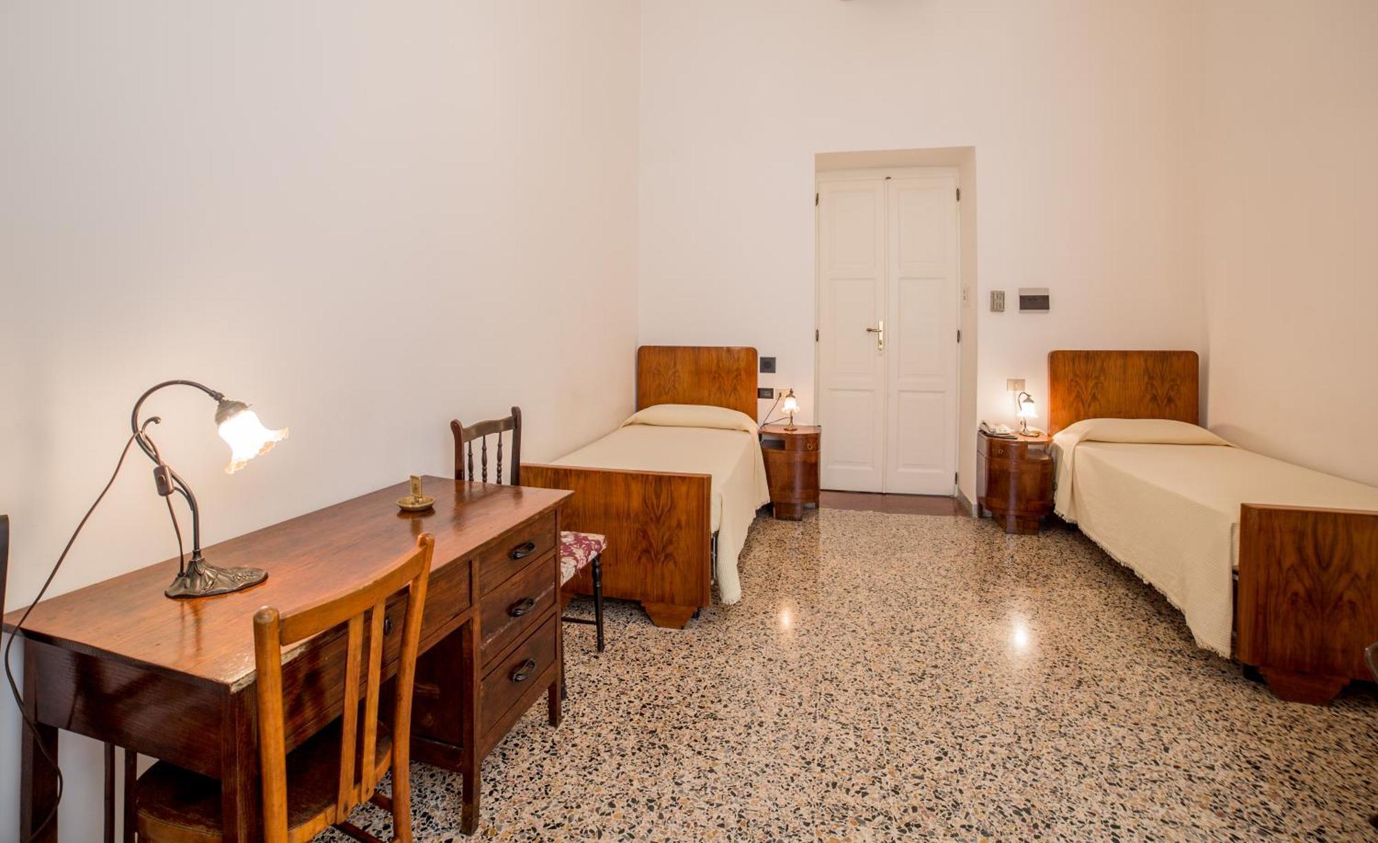 Hotel Aer Bj Vittoria Cagliari Quarto foto